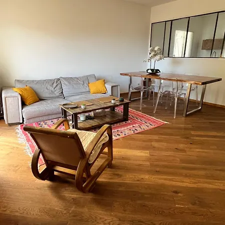 Magnifique 3 Pieces 300 M Jardin Parking