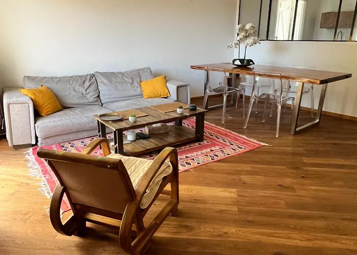 Magnifique 3 Pieces 300 M Jardin Parking