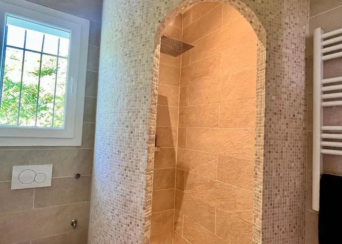 Magnifique 3 Pieces 300 M Jardin Parking شقة *